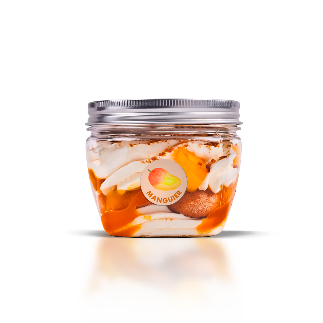 Tiramisu Mangue : profitez de ce dessert gourmand, crémeux et fruité, délicatement parfumé à la mangue. Une douceur sucrée à déguster chez Krousty Sabaïdi !